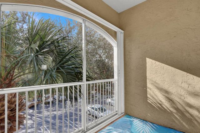 266 Village Boulevard 6303, Tequesta, FL 33469