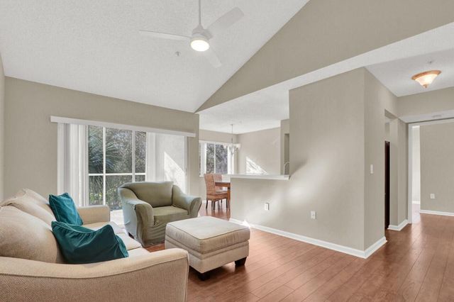 266 Village Boulevard 6303, Tequesta, FL 33469