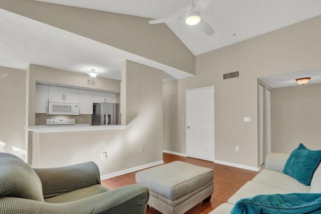 266 Village Boulevard 6303, Tequesta, FL 33469