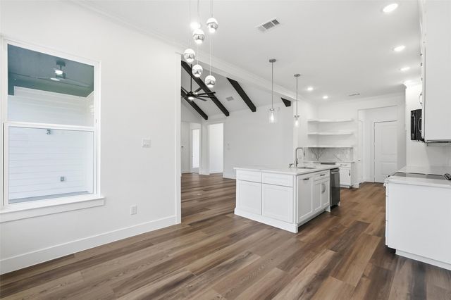 1110 Norris Street, Commerce, TX 75428