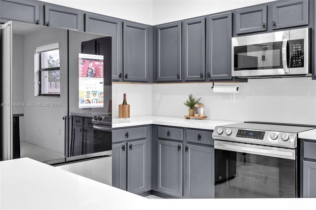 11495 SW 241st St, Homestead, FL 33032