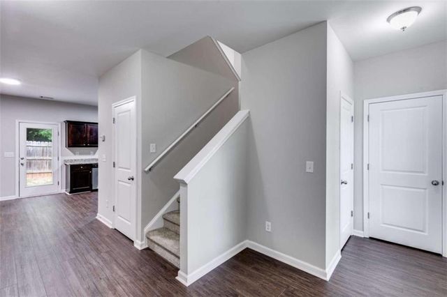 310 Saint Lucas Court, Fairburn, GA 30213