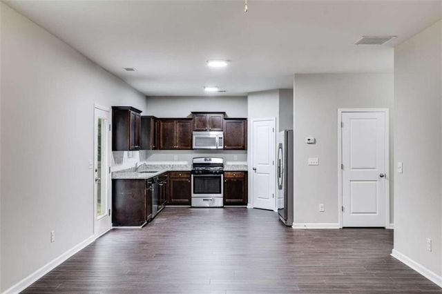 310 Saint Lucas Court, Fairburn, GA 30213