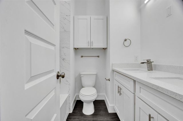 4512 Brinkley Street A, Houston, TX 77051