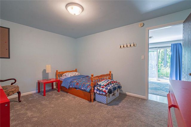 5472 Lower Macungie Road, Macungie Boro, PA 18062