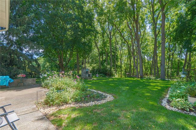 5472 Lower Macungie Road, Macungie Boro, PA 18062