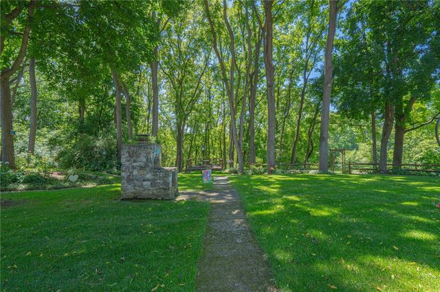 5472 Lower Macungie Road, Macungie Boro, PA 18062