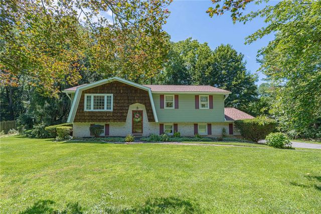 5472 Lower Macungie Road, Macungie Boro, PA 18062