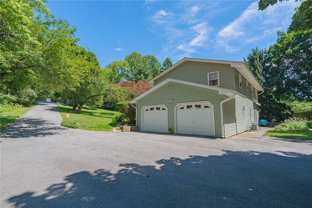 5472 Lower Macungie Road, Macungie Boro, PA 18062