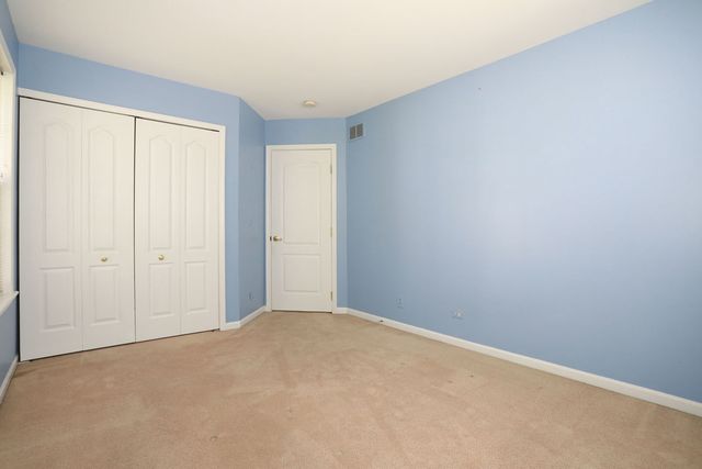 149 Fulbright Lane, Schaumburg, IL 60194
