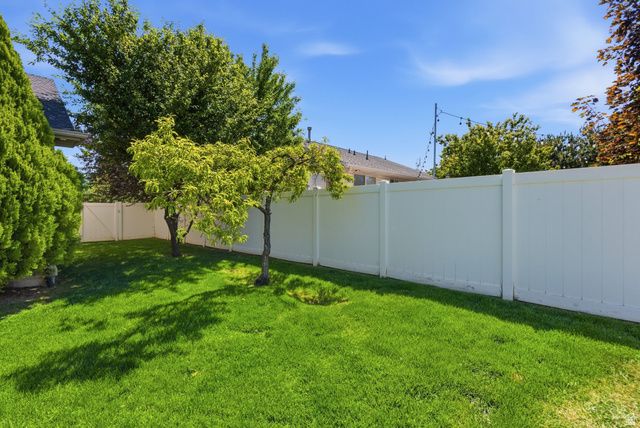 963 E MURDOCK DR, American Fork, UT 84003
