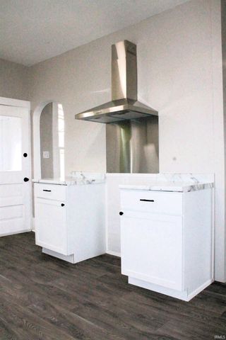 325 W Us Highway 6, Albion, IN 46701