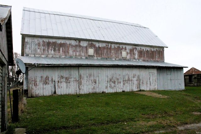 325 W Us Highway 6, Albion, IN 46701