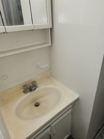 206-03 Jamaica Avenue 2nd. Floor., Queens Village, NY 11428