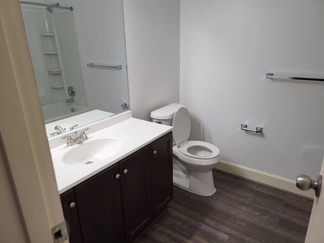11002 Hammerly Boulevard 212, Houston, TX 77043