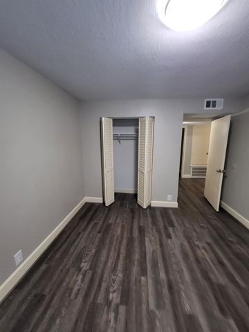 11002 Hammerly Boulevard 212, Houston, TX 77043