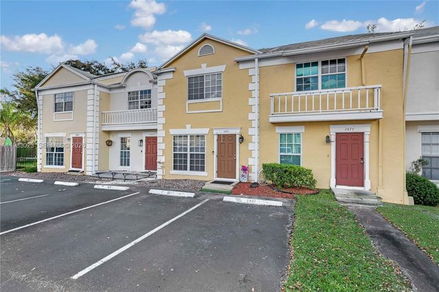 2881 S Cambridge Lane, Cooper City, FL 33026