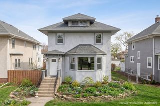 542 N Ridgeland Avenue, Oak Park, IL 60302
