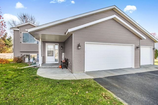 506 Oak Pond Drive, Sartell, MN 56377