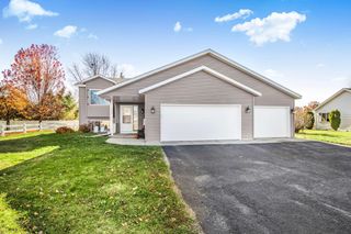 506 Oak Pond Drive, Sartell, MN 56377