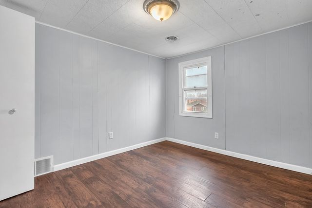 925 Cherry Street, Hammond, IN 46324