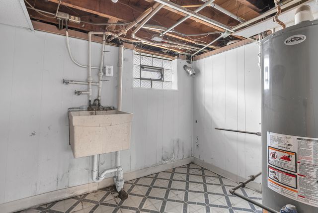 925 Cherry Street, Hammond, IN 46324