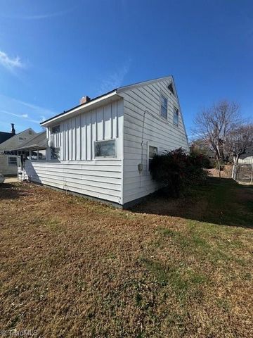 1209 Park Avenue, Greensboro, NC 27405