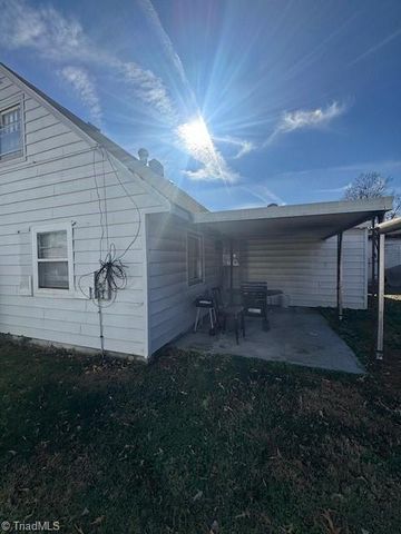 1209 Park Avenue, Greensboro, NC 27405