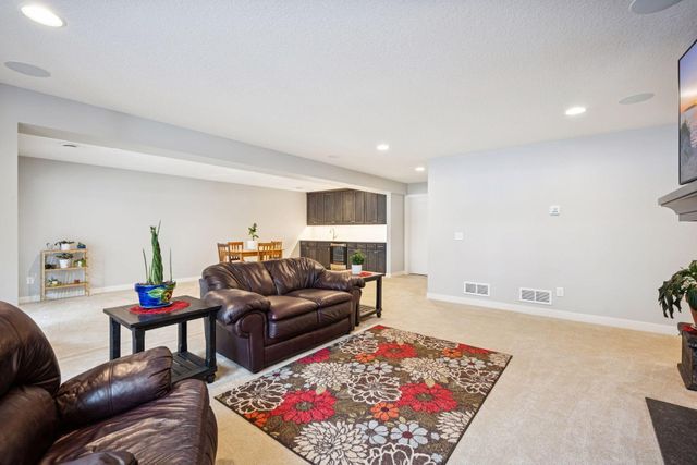 15070 50th Street NE, Saint Michael, MN 55376