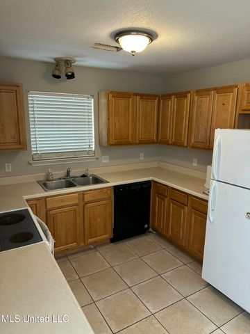 1113 Dorothy Street, Ocean Springs, MS 39564