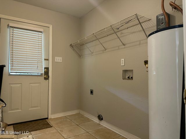 1113 Dorothy Street, Ocean Springs, MS 39564