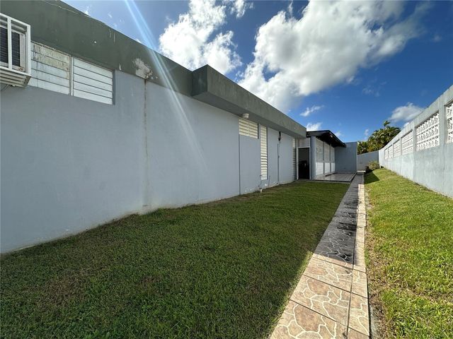 Calle Orquidea A9 CIUDAD JARDÍN, Carolina, PR 00987