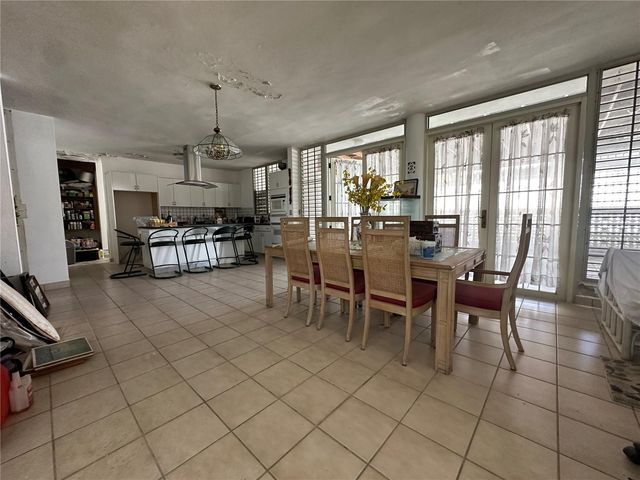 Calle Orquidea A9 CIUDAD JARDÍN, Carolina, PR 00987