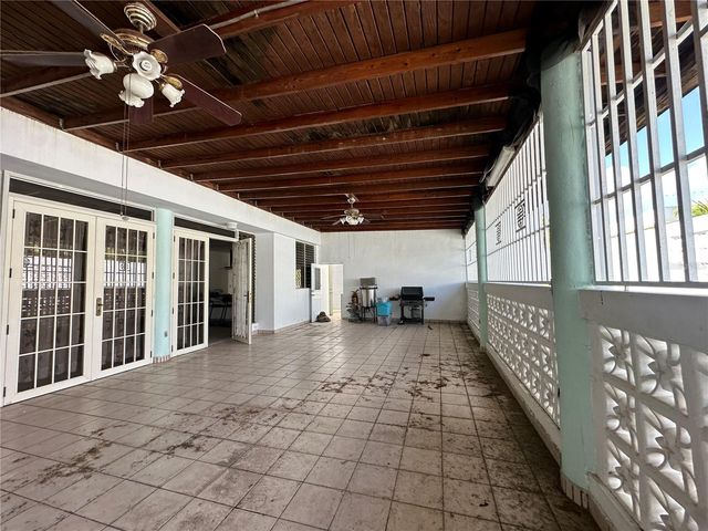 Calle Orquidea A9 CIUDAD JARDÍN, Carolina, PR 00987