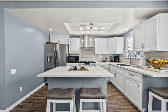 14401 Plummer, Panorama City, CA 91402
