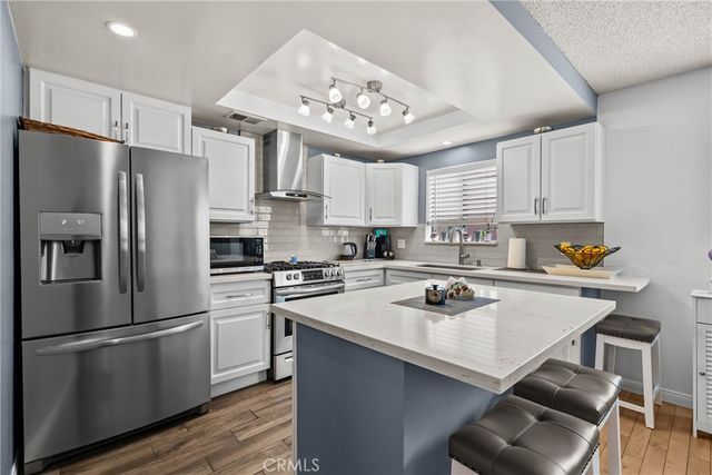 14401 Plummer, Panorama City, CA 91402