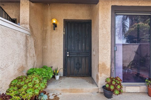 14401 Plummer, Panorama City, CA 91402