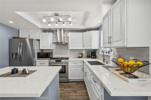 14401 Plummer, Panorama City, CA 91402