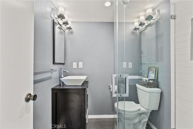 14401 Plummer, Panorama City, CA 91402