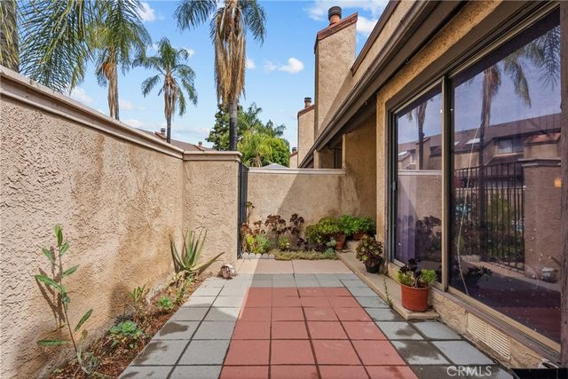 14401 Plummer, Panorama City, CA 91402