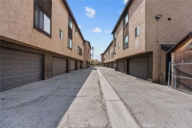 14401 Plummer, Panorama City, CA 91402