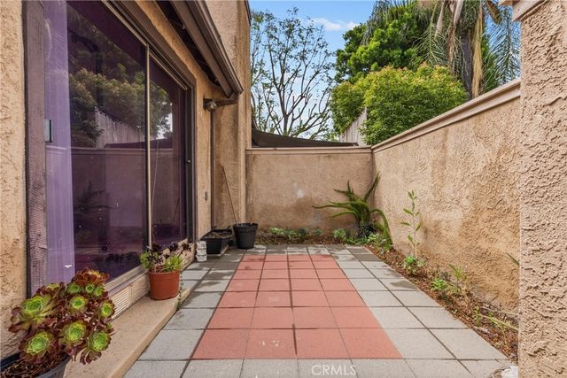 14401 Plummer, Panorama City, CA 91402