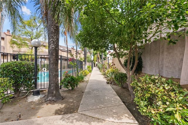 14401 Plummer, Panorama City, CA 91402