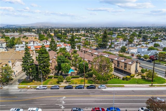 14401 Plummer, Panorama City, CA 91402
