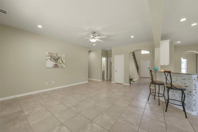 82 Road 6607, Dayton, TX 77535