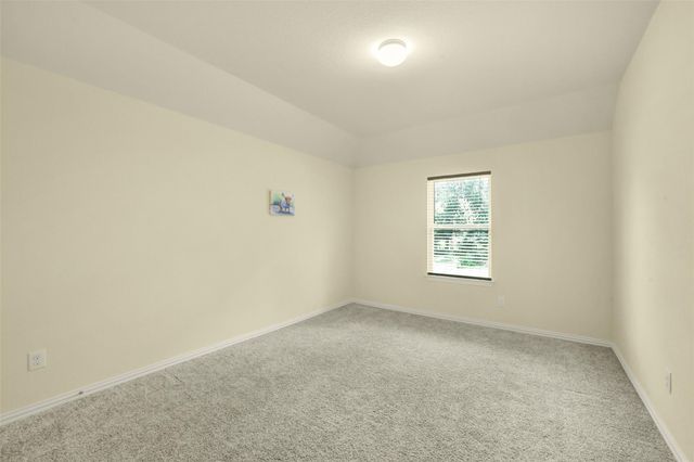 82 Road 6607, Dayton, TX 77535