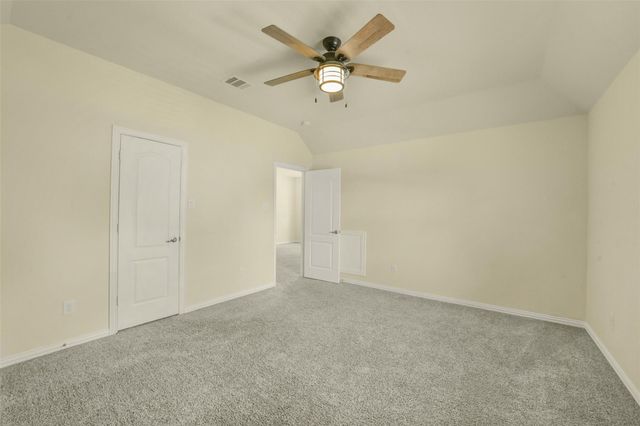 82 Road 6607, Dayton, TX 77535