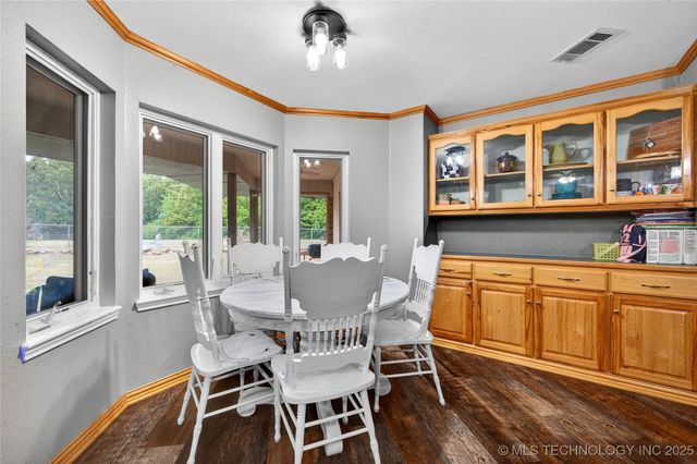 123 Park Lake Drive, Durant, OK 74701