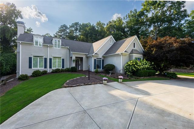 6015 Governors Walk Drive, Canton, GA 30115