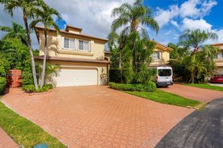 5380 NW 113th Pl, Doral, FL 33178
